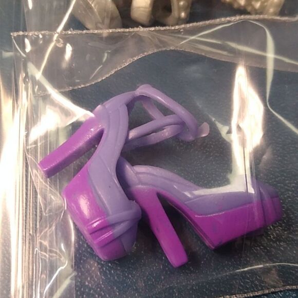 Colorful Barbie Doll Shoes Accessories - Picture 5 of 6